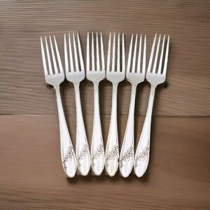 6 pcs Oneida Community Queen Bess II Fork 7.5" Silverplate Tudor Plate Flowers